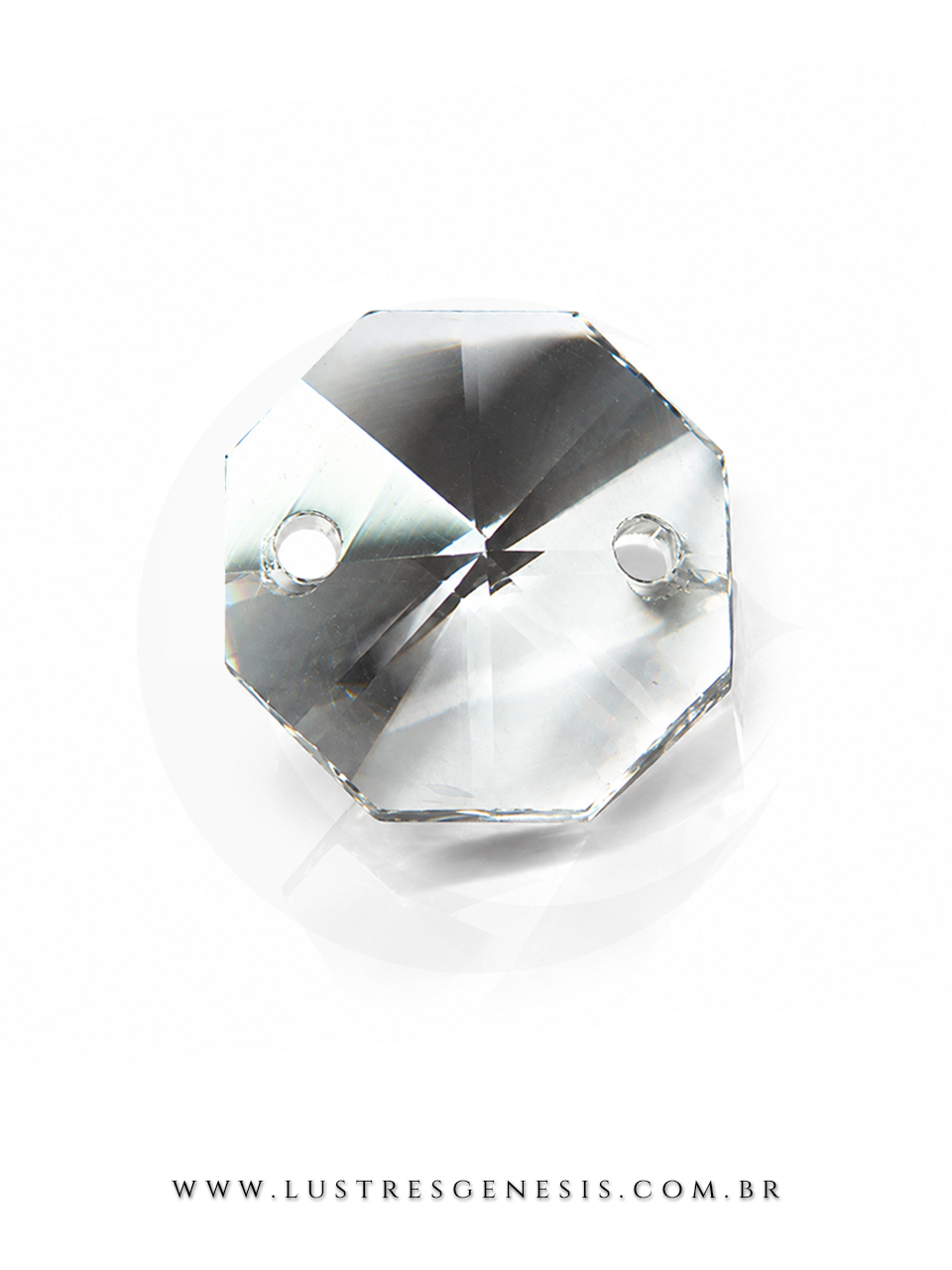 Cristais K9 de 14mm dispostos em espiral sobre superfície escura, usados para lustres, artesanato e Feng Shui. Lustres Gênesis loja online de Lustres e Iluminação Decorativa